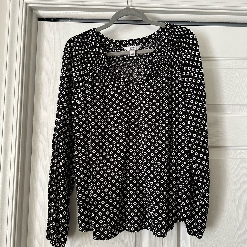 EUC Croft & Barrow black/white patterned top